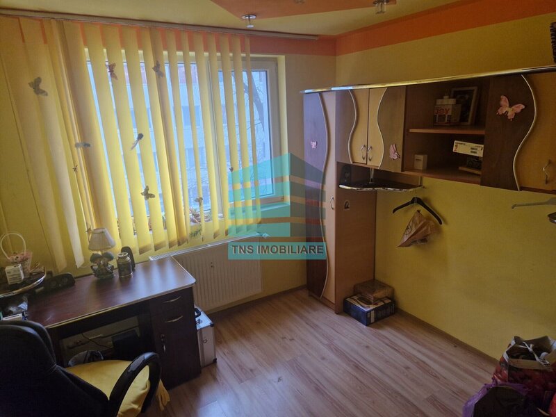 Titan, Ozana, Metrou 10 minute, apartament 3 Camere,